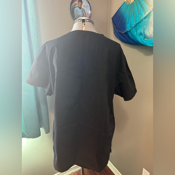 Dickies Mens black scrub top. Size Large. NWOT - Picture 4 of 6